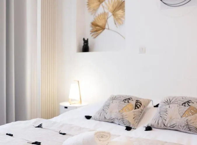 Luxe Poincare Lägenhet *